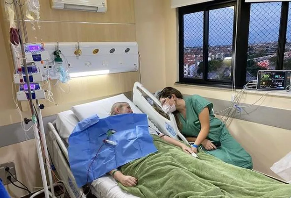 Repórter Marina Alves passa por transplante de medula após descobrir irmã: ‘Esperei 223 dias por esse momento’